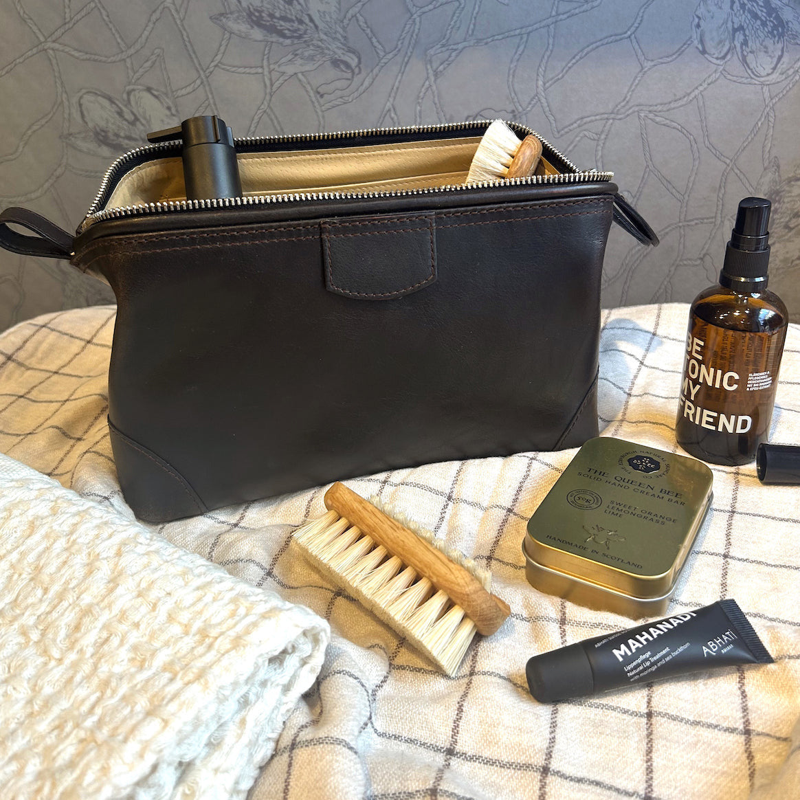 Kulturtasche gross aus Bisonleder | F. Hammann | Handmade in Germany