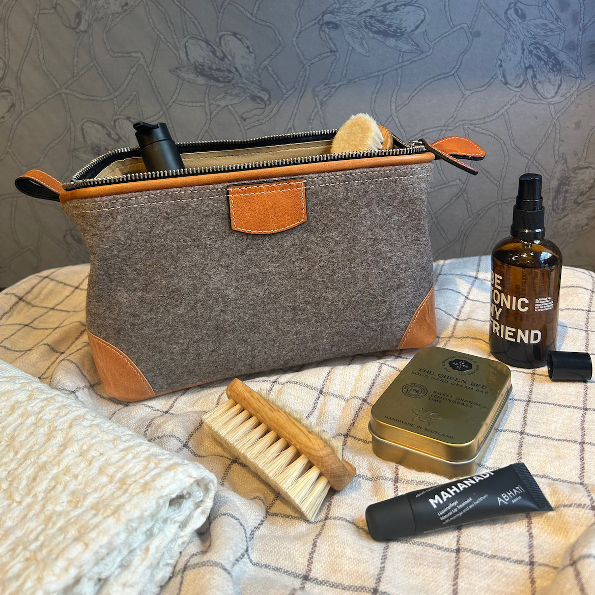 Necessaire aus Leder und Loden | F. Hammann | Handmade in Germany