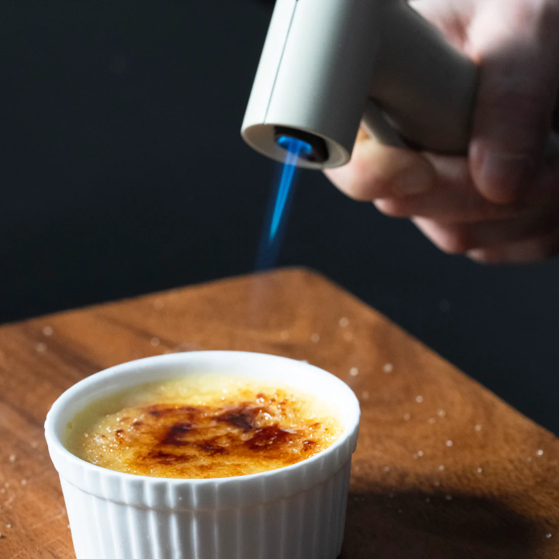 T-Torch Sturmfeuerzeug – Design Gasbrenner nachfüllbar schwarz | HMM Taiwan