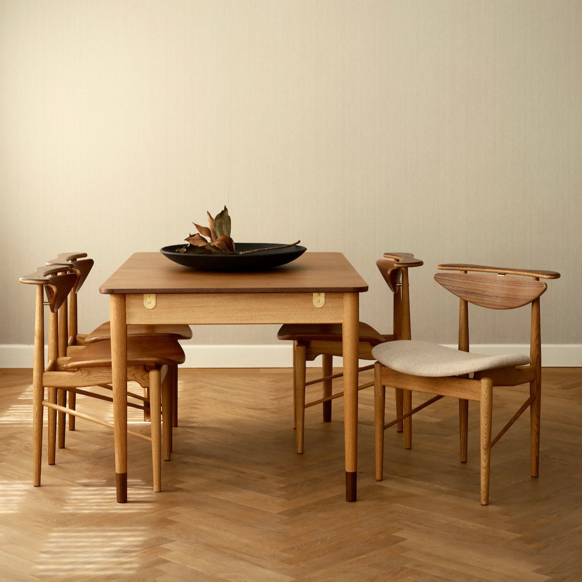 Stuhl Reading Chair Polsterung Stoff | Finn Juhl | House of Finn Juhl | Made in Denmark