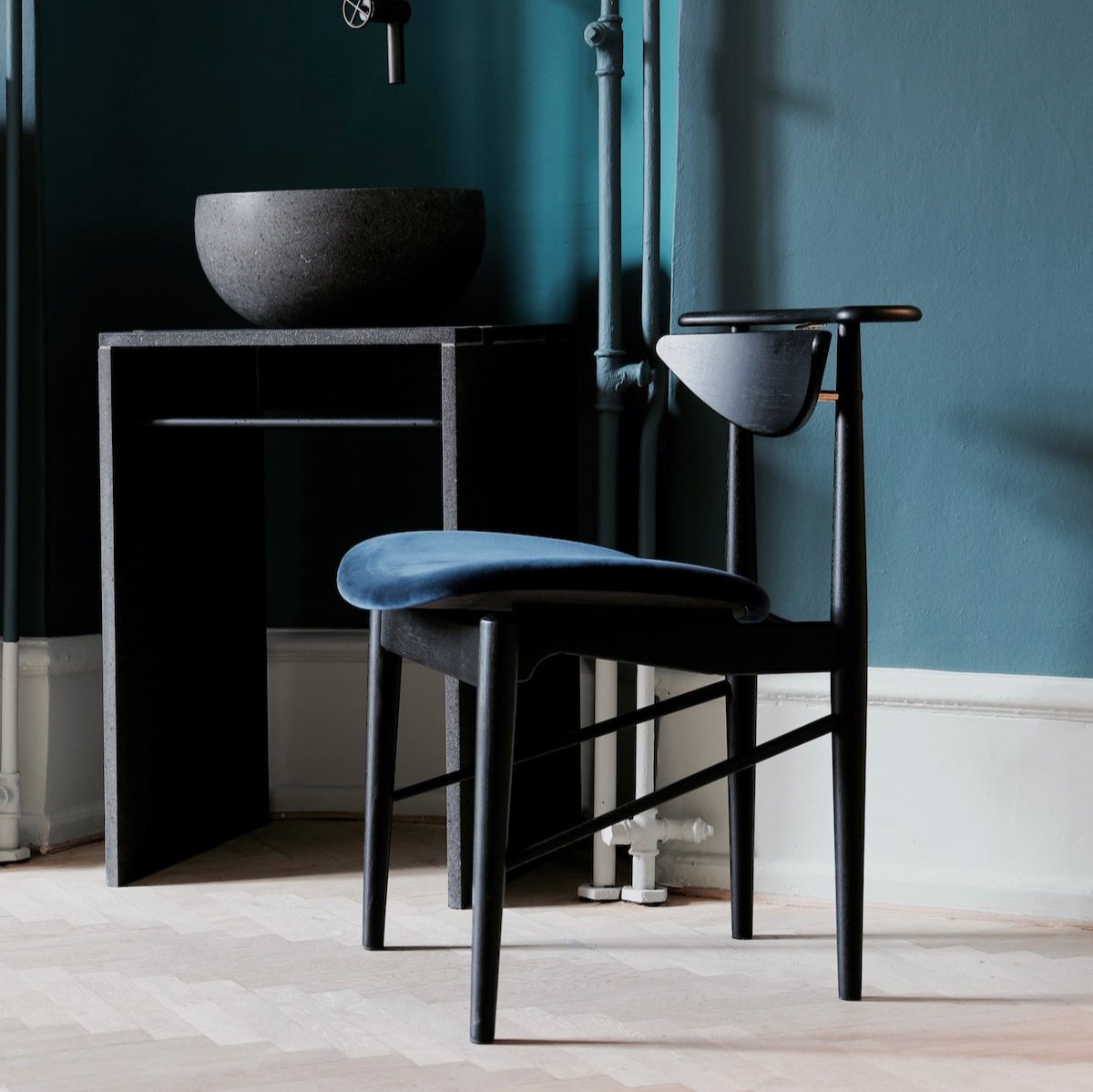 Stuhl Reading Chair Polsterung Stoff | Finn Juhl | House of Finn Juhl | Made in Denmark