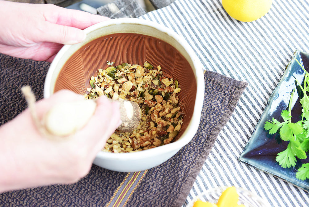 Japanischer Suribachi Mörser – Perfekt für Kräuter, Gewürze & Dips