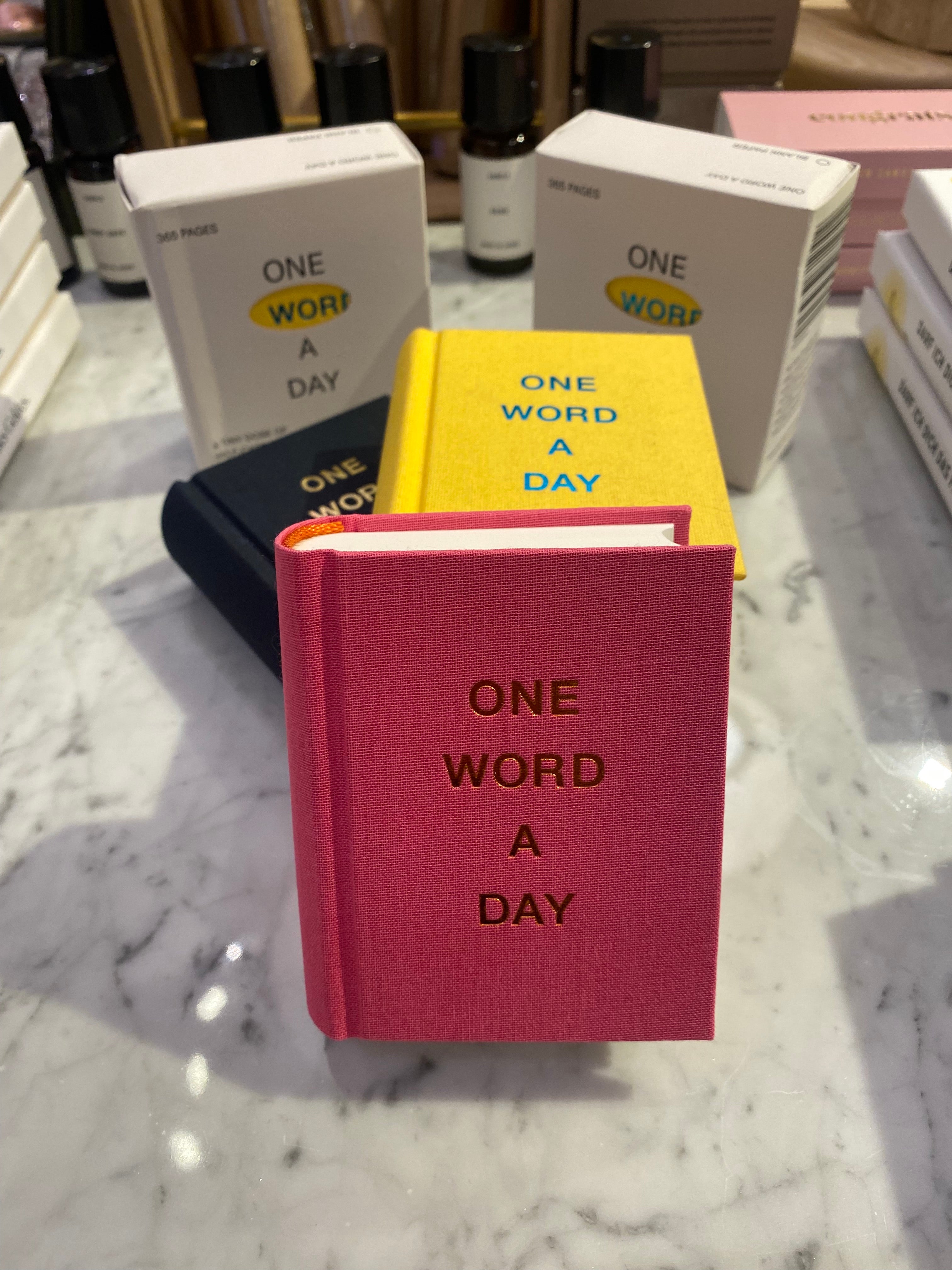 PAPERLUX STUDIO - Notizbuch | "One Word a Day" | pink Metallic Edition