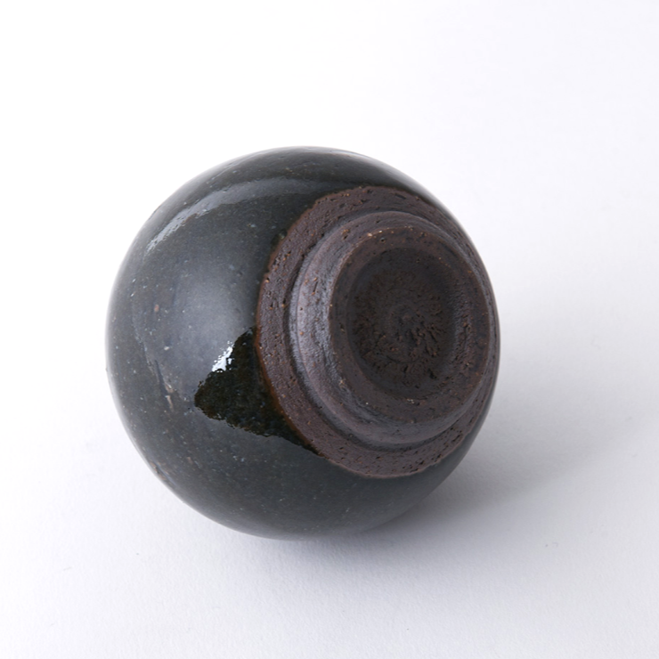 TSUBAKI Kugelvase – Handgefertigte japanische Keramik aus Yunotsu