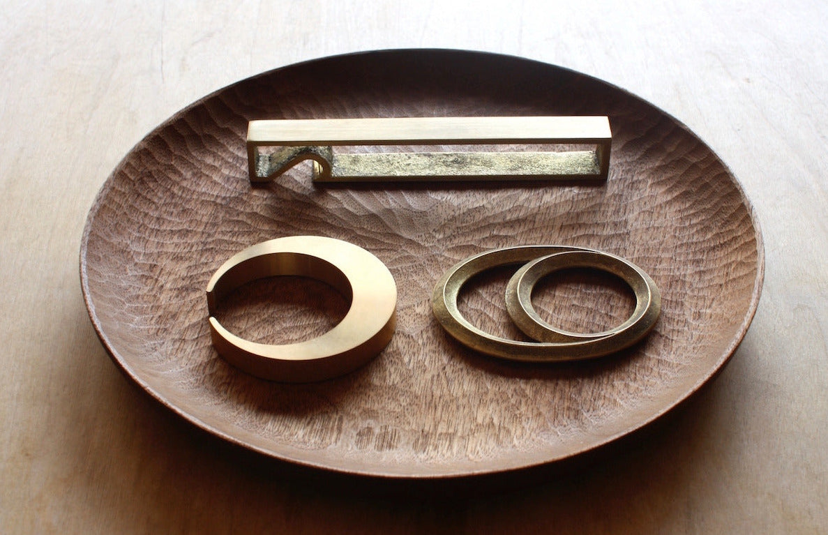 FUTAGAMI - Flaschenöffner aus Messing | Crescent Moon | Made in Japan