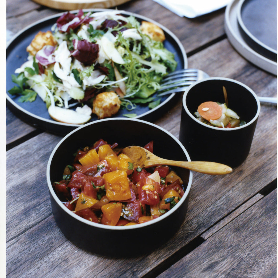 HASAMI PORCELAIN Schale SCHWARZ aus Porzellan und Ton Handmade Japan