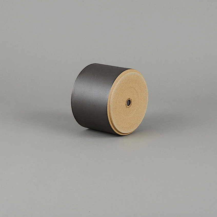 HASAMI PORCELAIN Pflanzenkübel aus Porzellan und Ton Handmade in Japan