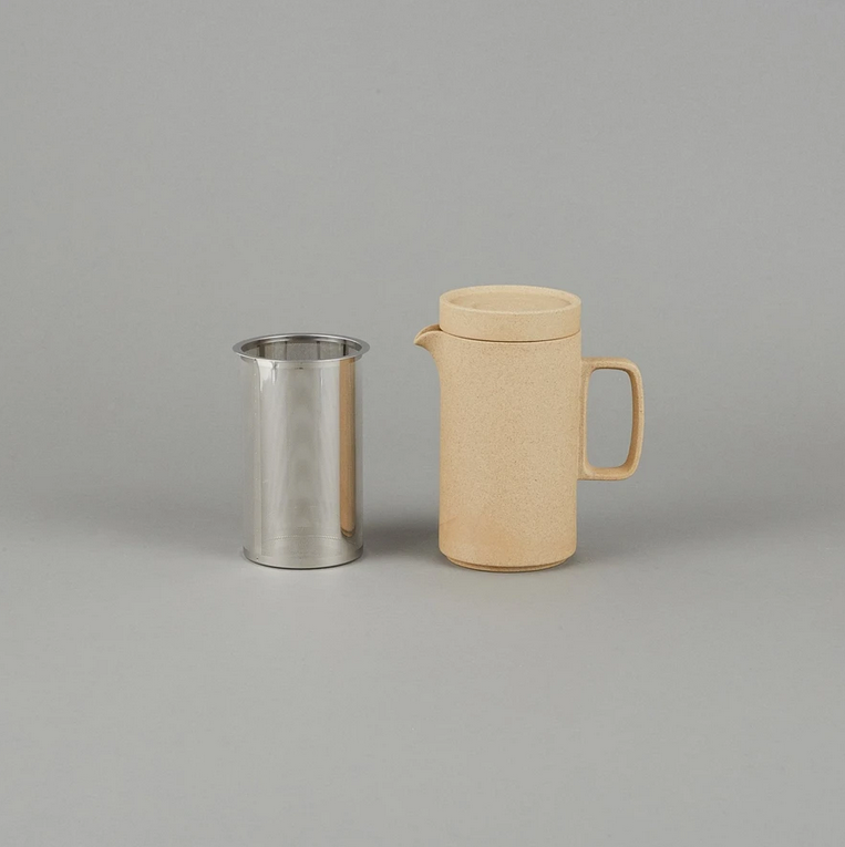 HASAMI PORCELAIN Teekanne Natur Natur mit feinen dunklen Pigmenten