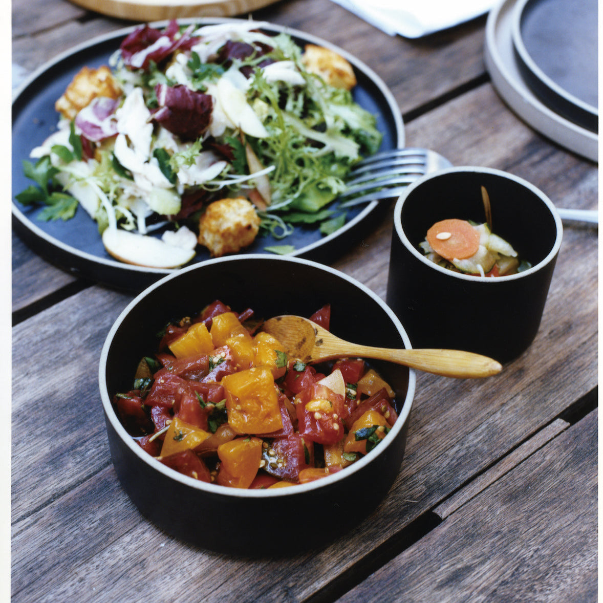 HASAMI PORCELAIN mittlere Schale aus Porzellan und Ton Handmade Japan