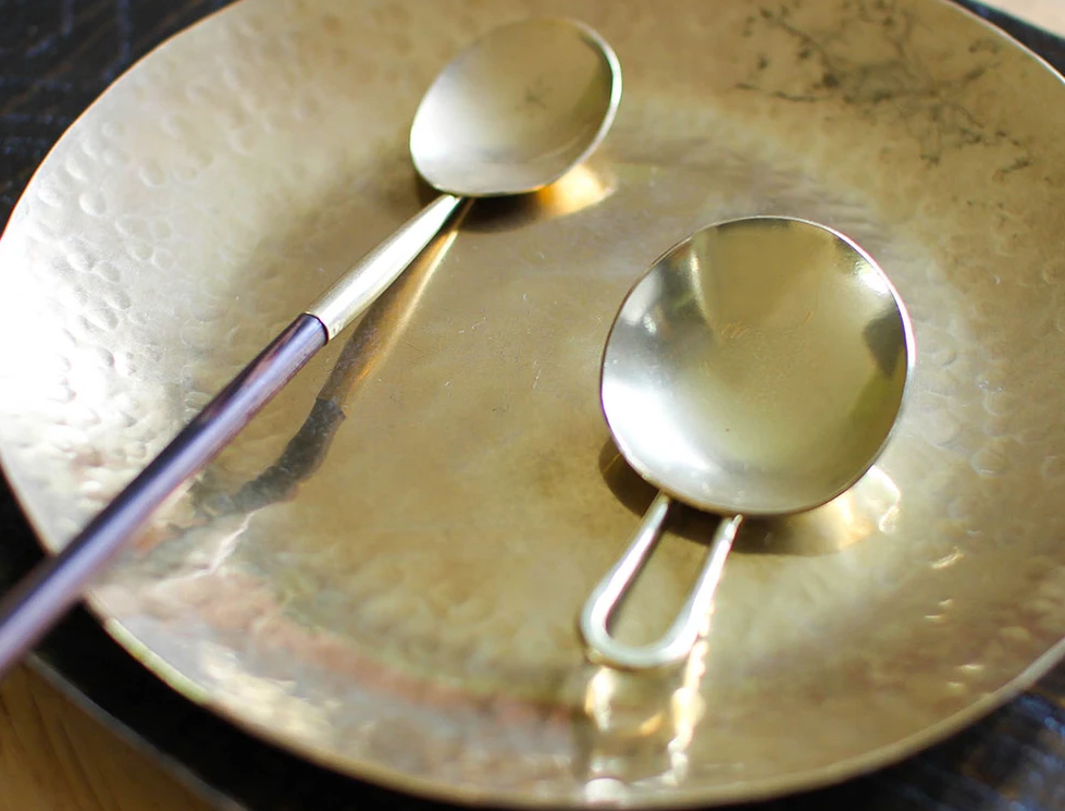 Teller Ø16cm aus gehämmertem Messing | LUE BRASS| Handmade in Japan