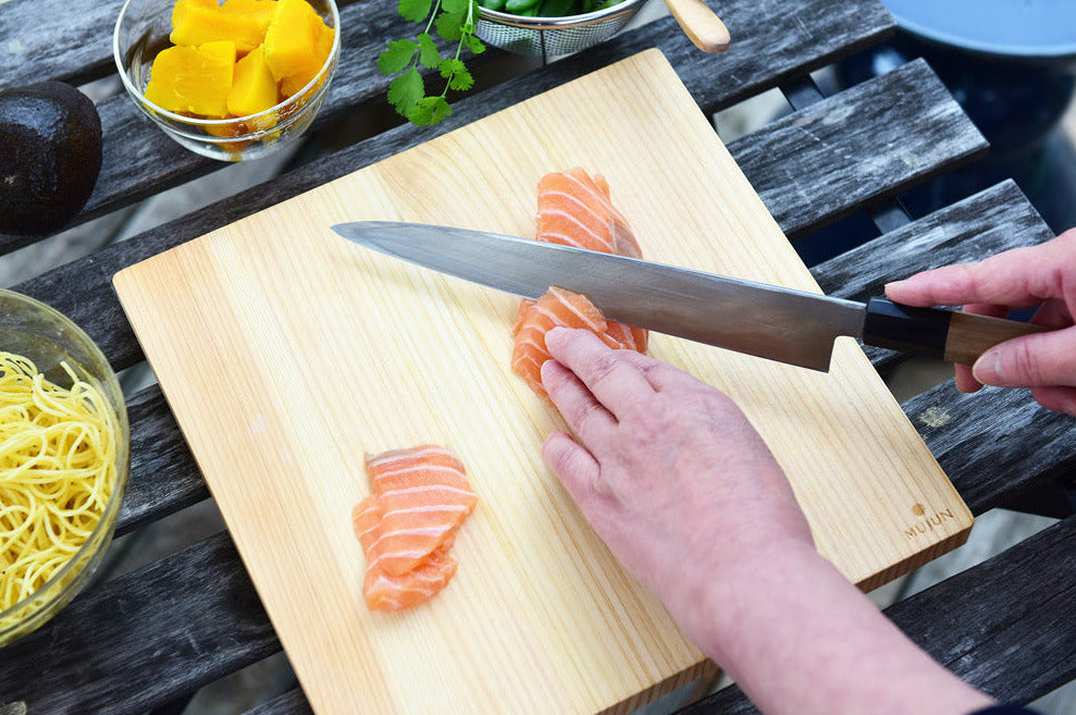 MUJUN Hinoki Manita Schneidebrett 280x280x20mm - japanische Zypresse MADE IN JAPAN