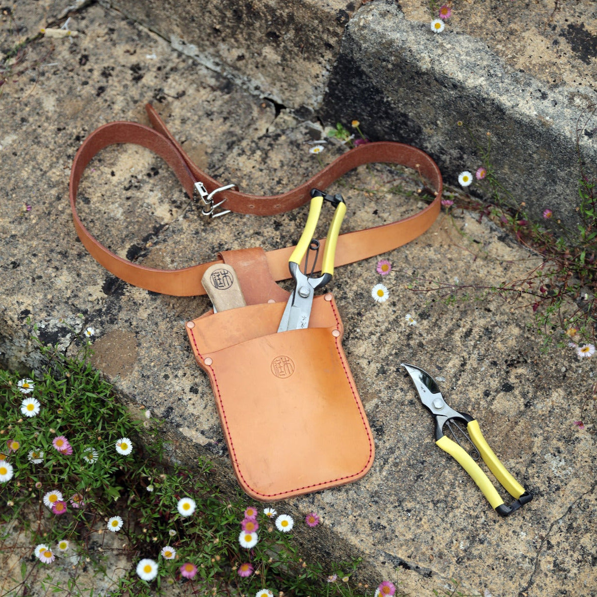 NIWAKI - Werkzeug-Gürteltasche Rindsleder | Zenbu Pouch | Naturfarbig