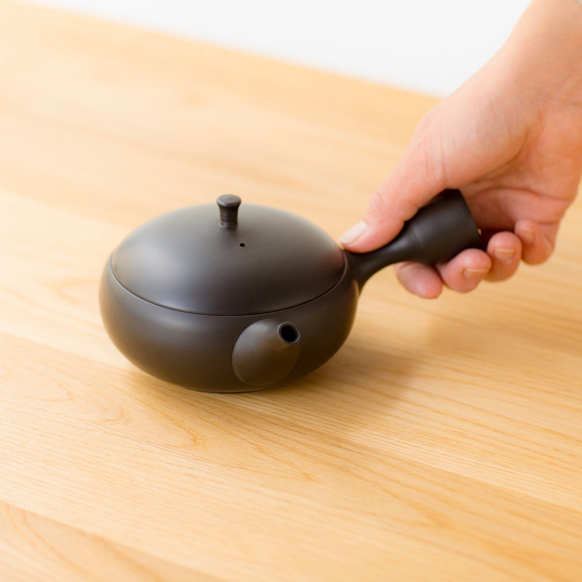 Teekanne Tokoname unglasierter schwarz | SUSUMUYA | Handmade in Japan