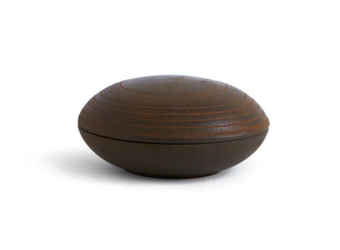 SUZUKI MORIHISA STUDIO Eisendose aus massivem Gusseisen aus Japan