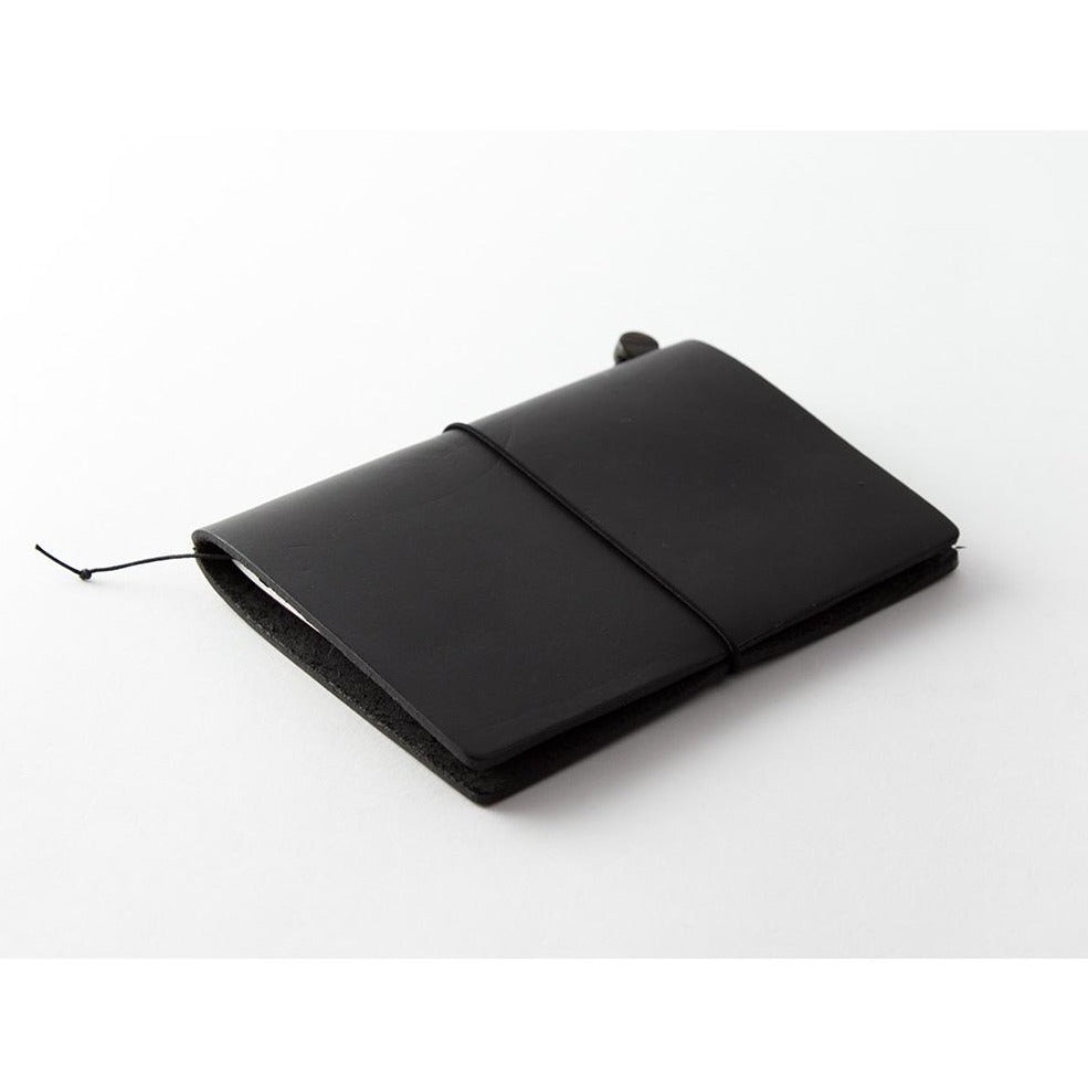 TRAVELER'S NOTEBOOK, passport black Notizbuch Nachhaltig Fair Handmade