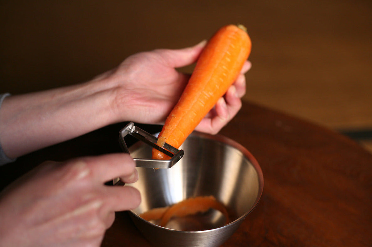 Schäler aus Edelstahl mattiert | Yoshita Design | Handmade in Japan