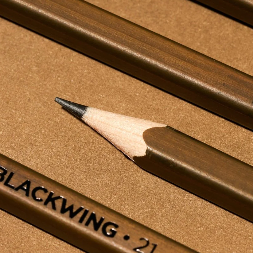 Blackwing 21 Bleistift Set – Festes Graphit & Shaker Design