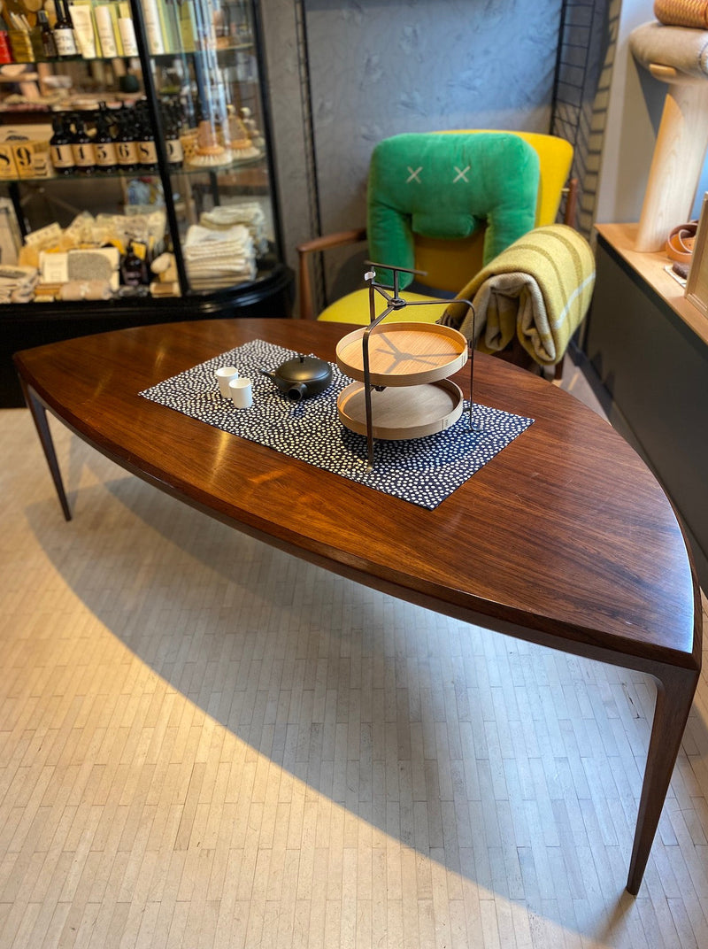 Couchtisch aus Rosenholz | Johannes Andersen | CFC Silkeborg Dänemark