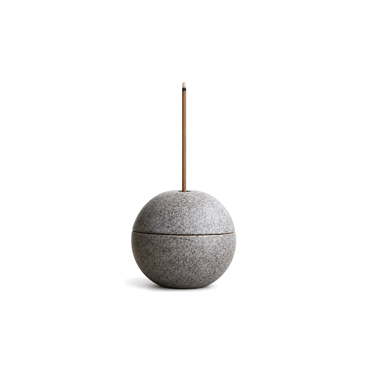 HAZE Kodama Kerzen- und Räucherstäbchenhalter Grey aus Keramik mit japanischer Kerze