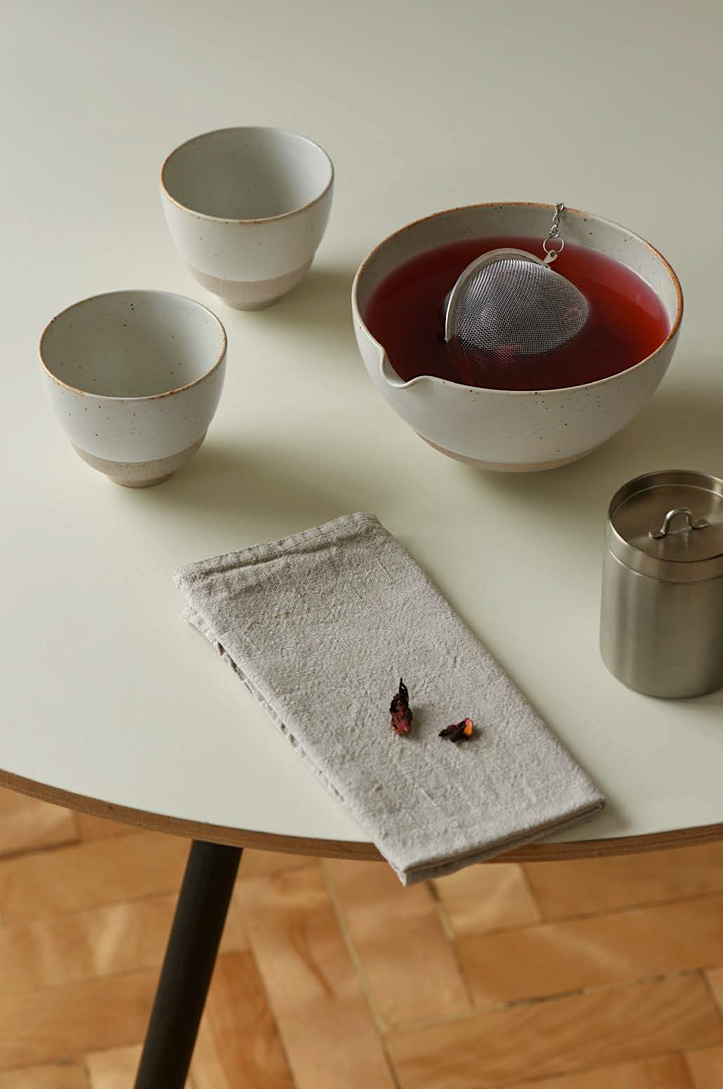 Horizon Teeschale L – Matcha-Schale mit Ausguss aus Porzellan | Made in Japan
