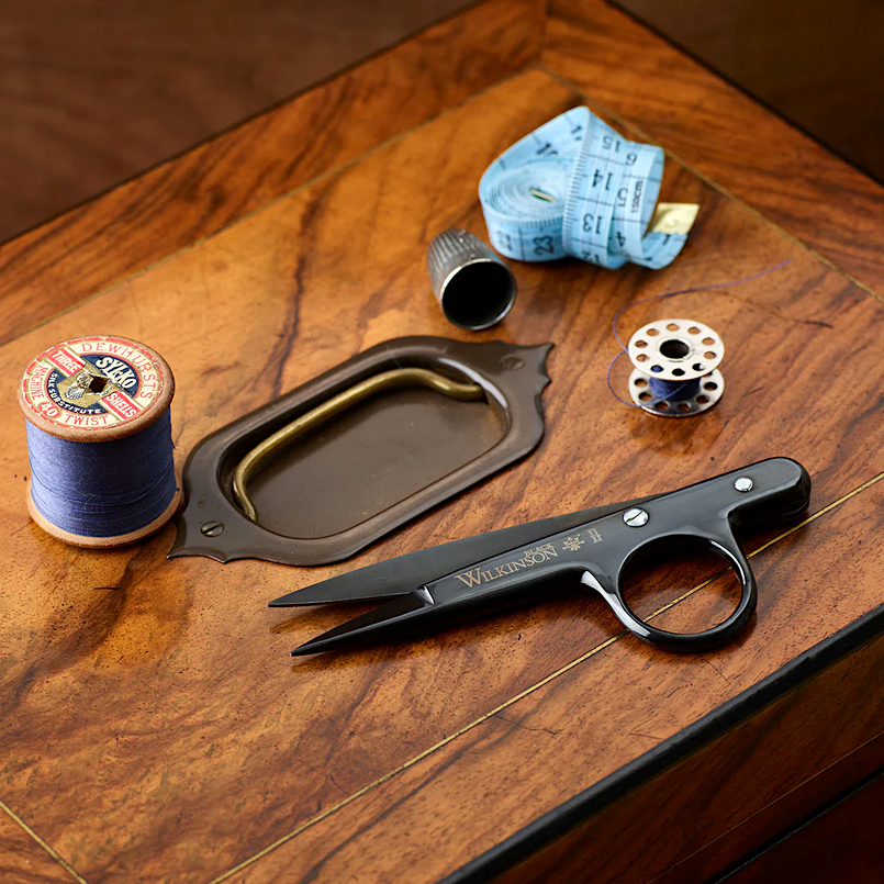 William Whiteley Threadclip Fadenschere 4.5" Schwarz aus Carbonstahl – handgefertigt in Sheffield
