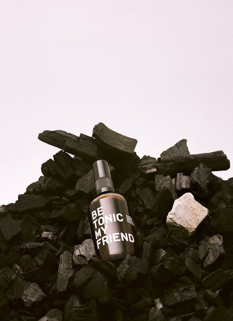 BE […] MY FRIEND, FACE-& BODYSPRAY [Bio-Rosmarin], vegan Naturkosmetik