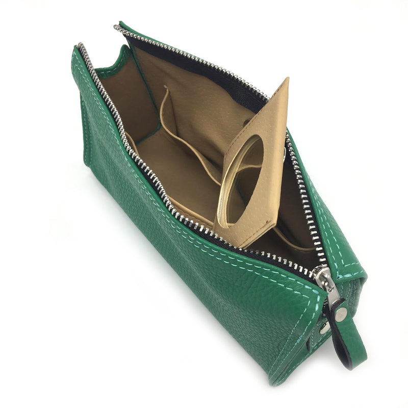 F.HAMMANN Kosmetiktasche aus pflanzlich gegerbtem Kalbsleder Handmade