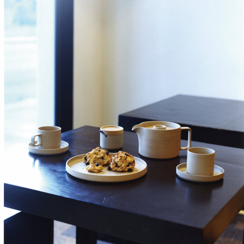 HASAMI PORCELAIN - Zuckerbecher natur matt aus Porzellan und Ton | Made in Japan