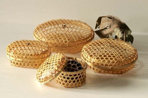 KOHCHOSAI KOSUGA handgeflochtener ovale Bambuskorb Made in Japan
