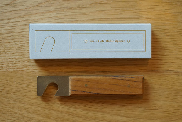 LUE BRASS Handgefertigter Flaschenöffner aus Messing und Walnussholz