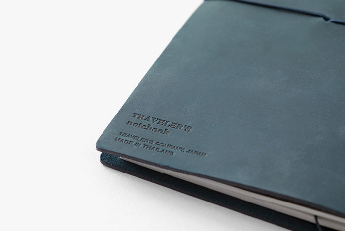TRAVELER'S COMPANY Notizbuch Blue von Traveler's in Passport Size